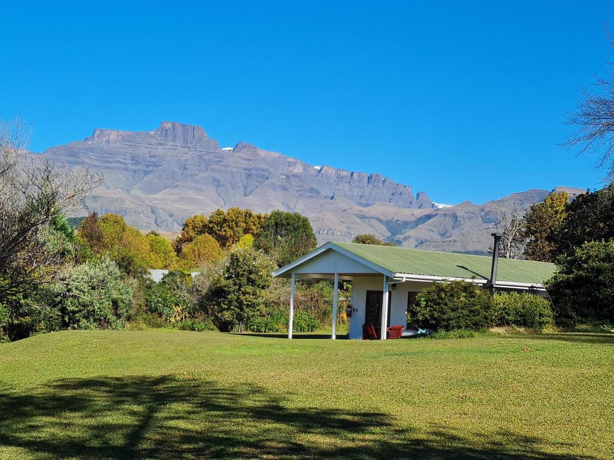 Swallowfield Cottage Champagne Valley Exterior photo